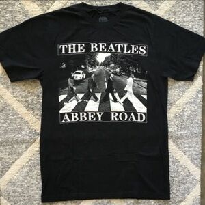 NWOT The Beatles Abbey Road Graphic T-Shirt, Sz L